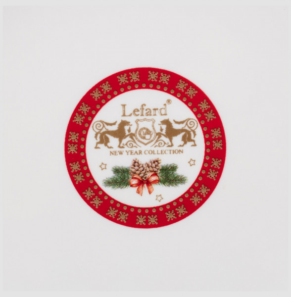 Тарелка 26 см красная  LEFARD &quot;С Новым годом! /Дед Мороз и Снегурочка&quot; / 254415